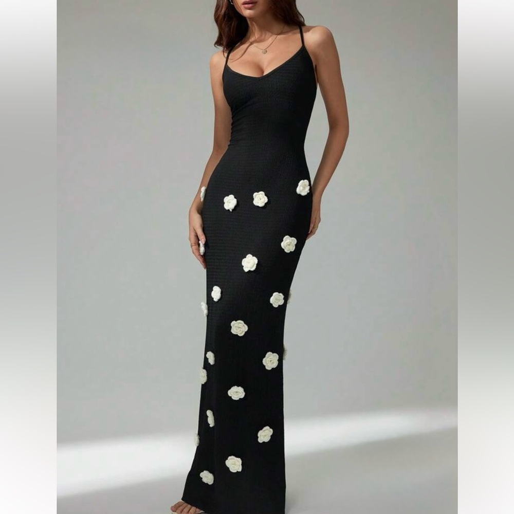 Elegant Black Floral Maxi dress